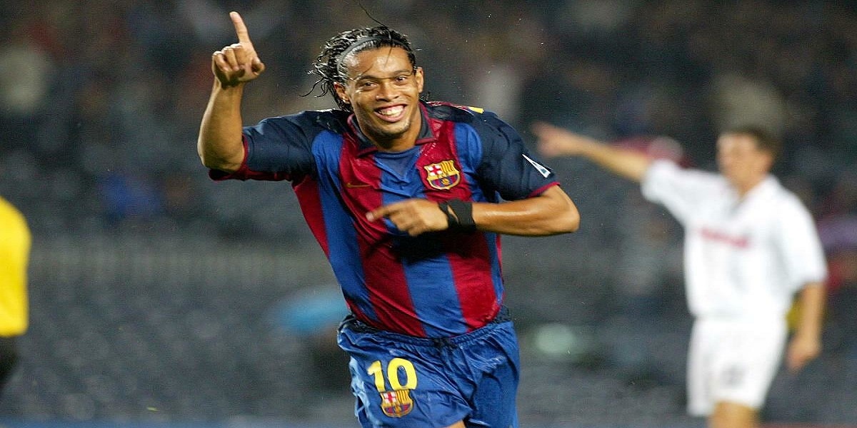 Ronaldinho - Nghệ sĩ trên sân cỏ