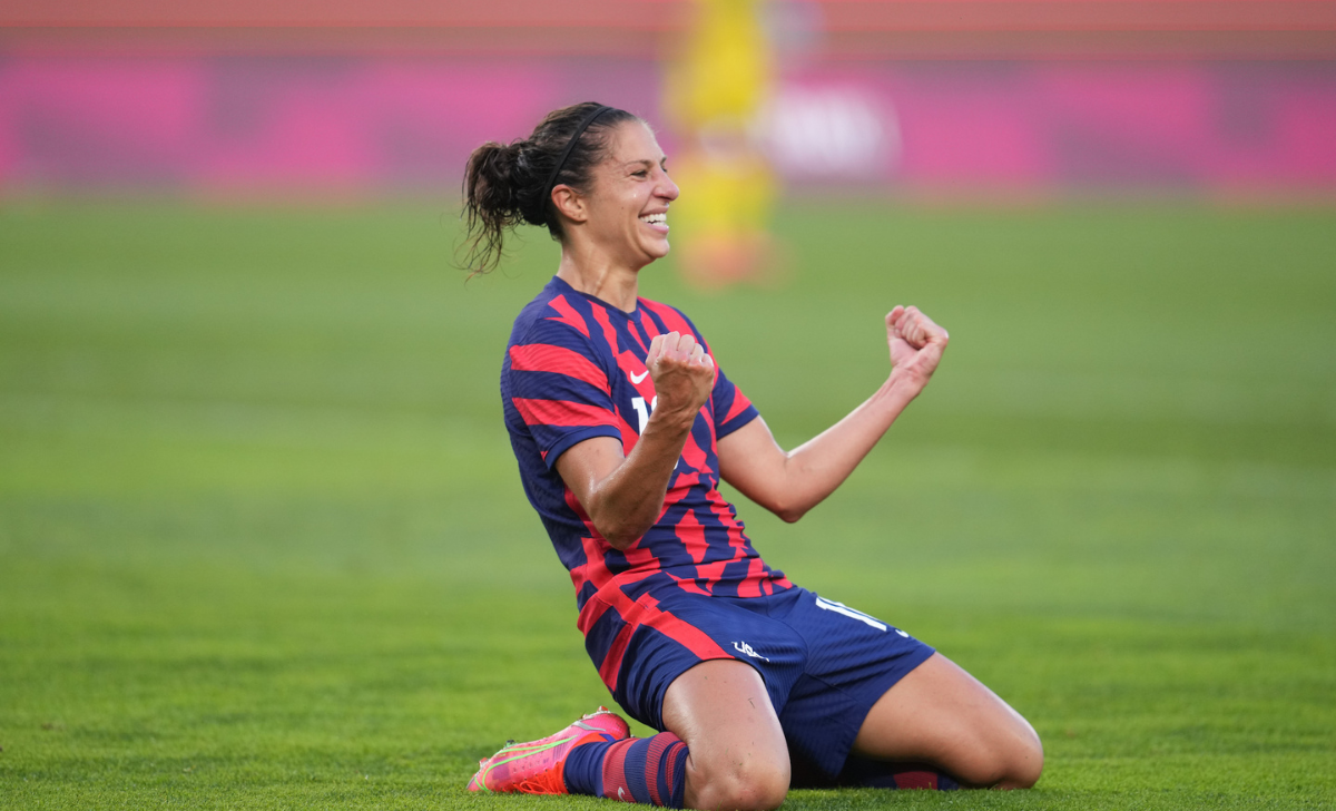 Carli Lloyd bắt đầu sự nghiệp bóng đá từ khi còn nhỏ